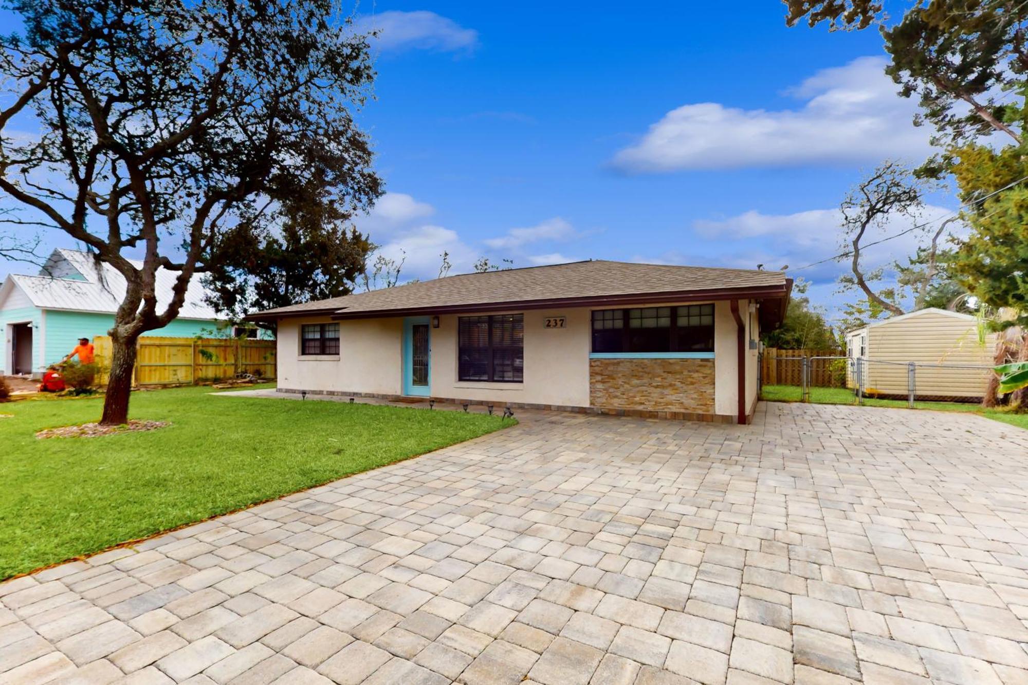 Sunset Breeze Villa Butler Beach Exterior photo